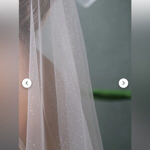 Glitter Tulle Fingertip Veil